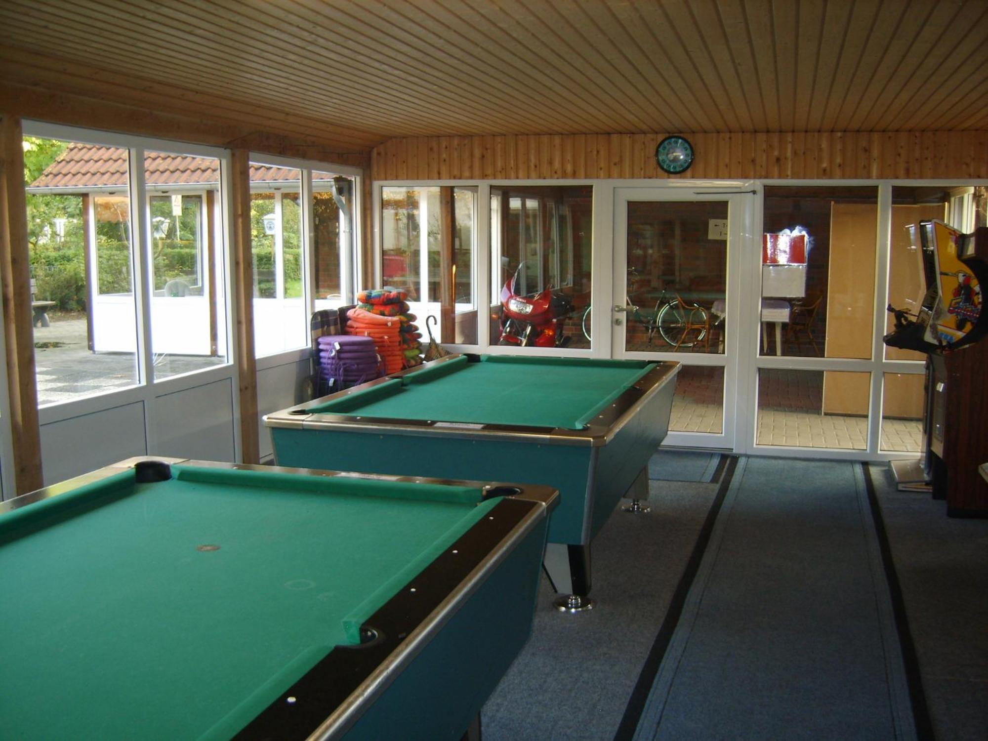 Hotel-Garni "Hof Von Hannover" Wittmund Exteriör bild