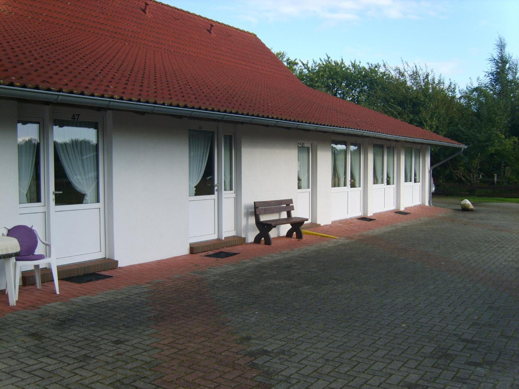 Hotel-Garni "Hof Von Hannover" Wittmund Exteriör bild
